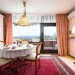 Hunsrueckblick - A905 By Interhome Lahnstein