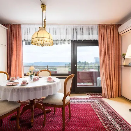 Hunsrueckblick - A905 By Interhome Lahnstein